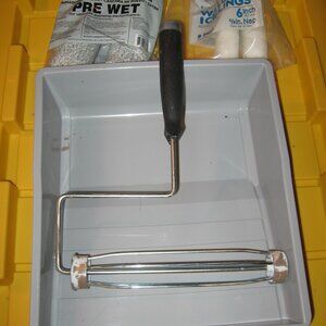 Lot of Painter Supplies Roller Tray Roller 4 New Roller Pads
